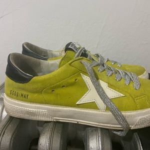 Golden Goose Deluxe Rare Color  NO INSOLES